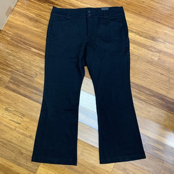 Studio by Torrid Trouser Boot Luxe Ponte Mid-Rise Pants Deep Black Size 20 Short - Picture 1 of 9